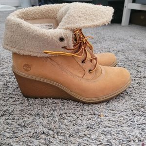 Womans wedge heel fur timberland boots